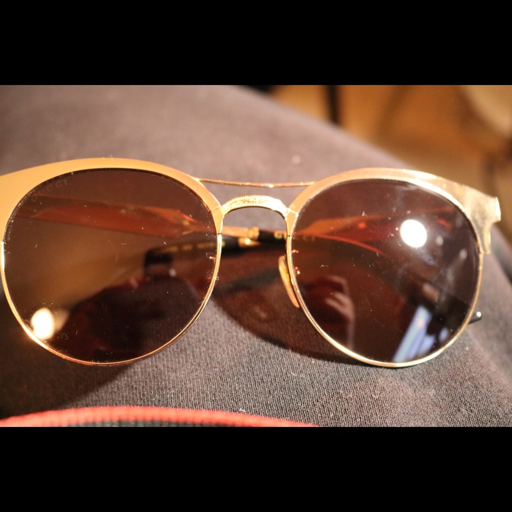 Gucci glasses like new